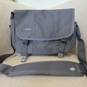 Timbuk2 Gray Messenger Bag with Adjustable Strap and Durable Material